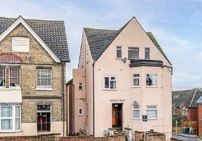 3 Bedroom Flat For Sale In Orchard House, Old North Rd, Royston, SG8