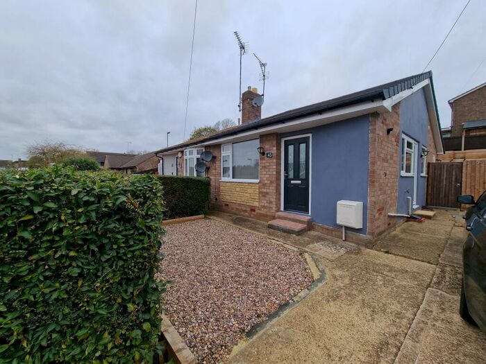 2 Bedroom Bungalow To Rent In Ashfield Avenue, Raunds, Wellingborough, NN9