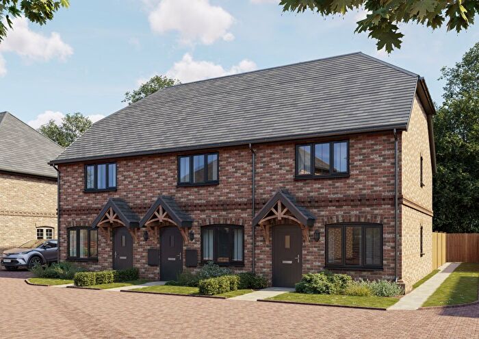 2 Bedroom Detached House For Sale In Hermitage Lane, Maidstone, ME16