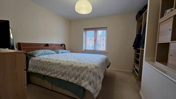 2 Bedroom Flat To Rent In Goetre Fawr, Radyr, Cardiff, CF15