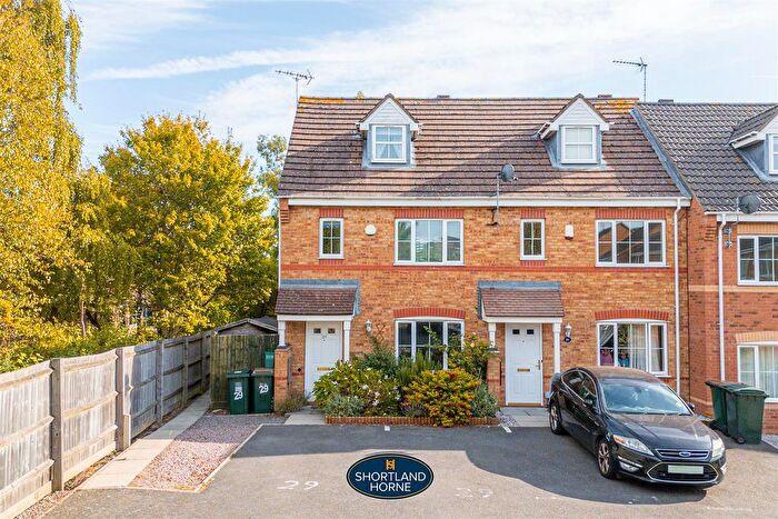 3 Bedroom End Terrace House To Rent In Furlong Road, Parkside, Coventry, CV1