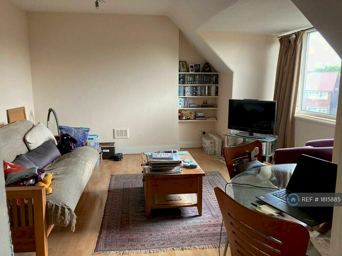 1 Bedroom Flat To Rent In Golders Green, London, NW11