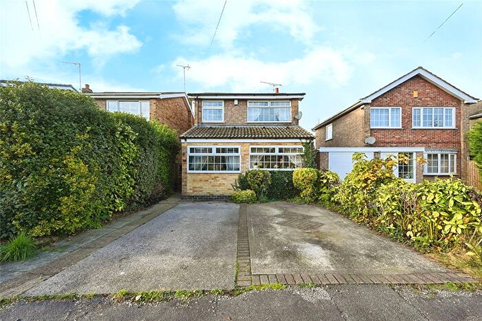 3 Bedroom Detached House For Sale In Mickledale Close, Bilsthorpe, Newark, Nottinghamshire, NG22