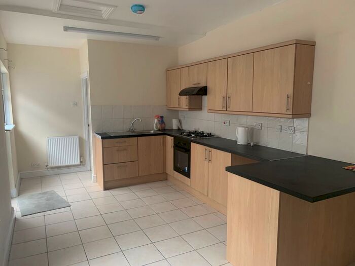 2 Bedroom Terraced House To Rent In Major Street, Manselton, SA5