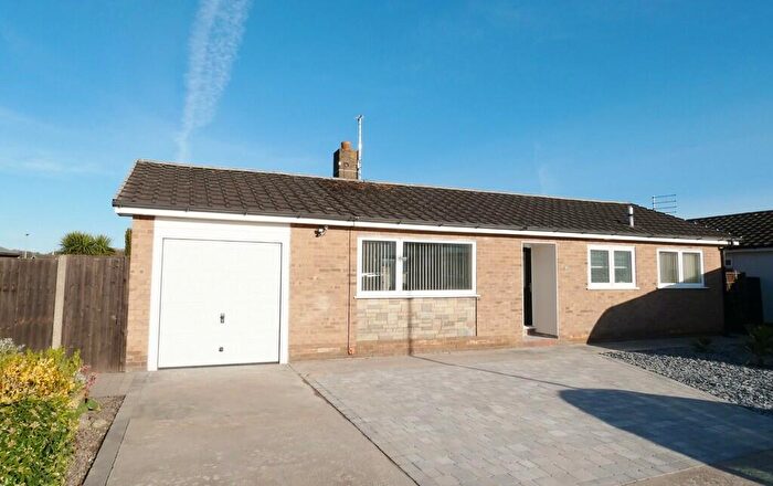 3 Bedroom Detached Bungalow To Rent In Painley Close, Lytham St. Annes, FY8