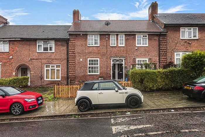 2 Bedroom Property To Rent In Durham Hill, Bromley, BR1