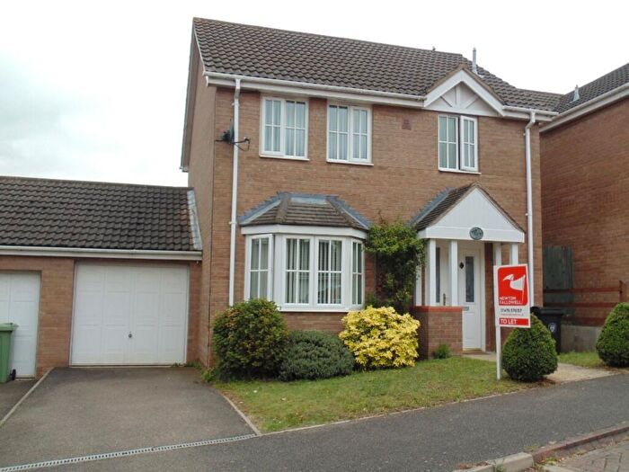 3 Bedroom Detached House To Rent In Mercia Drive, Ancaster, NG32