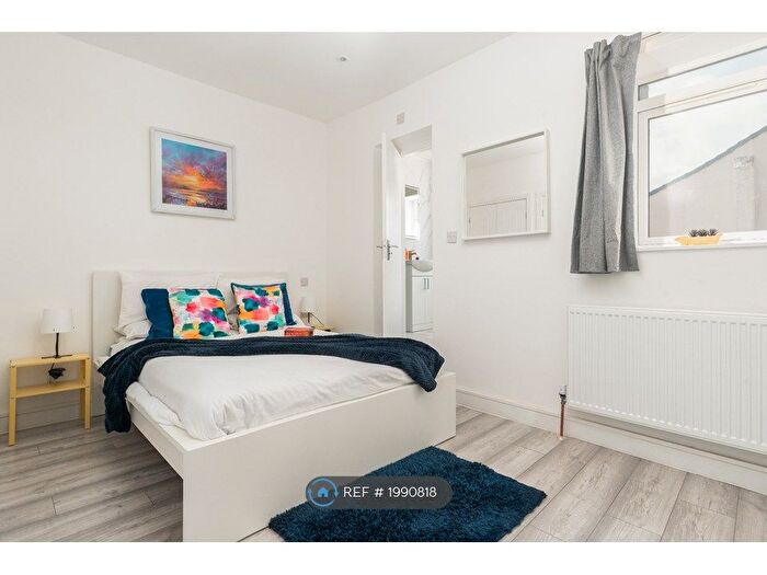 1 Bedroom Flat To Rent In Stanley Road, Kirkdale, Liverpool, L5