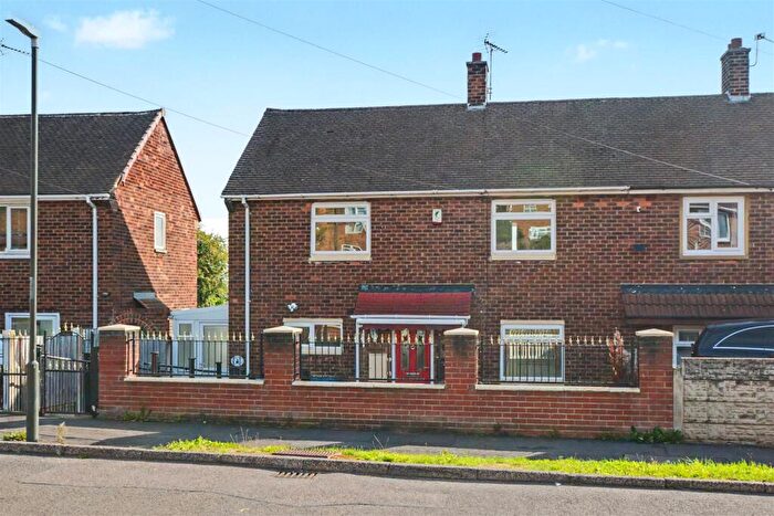 3 Bedroom Semi-Detached House For Sale In Wood Avenue, Sandiacre, Nottingham, NG10
