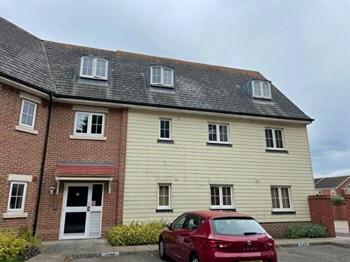 1 Bedroom Flat To Rent In Pine Drive, Purdis Farm, Ipswich, IP3