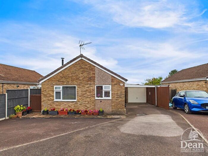 2 Bedroom Detached Bungalow For Sale In The Links, Coleford, GL16