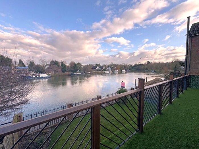 3 Bedroom Detached House To Rent In Straight Road, Old Windsor, Windsor, SL4