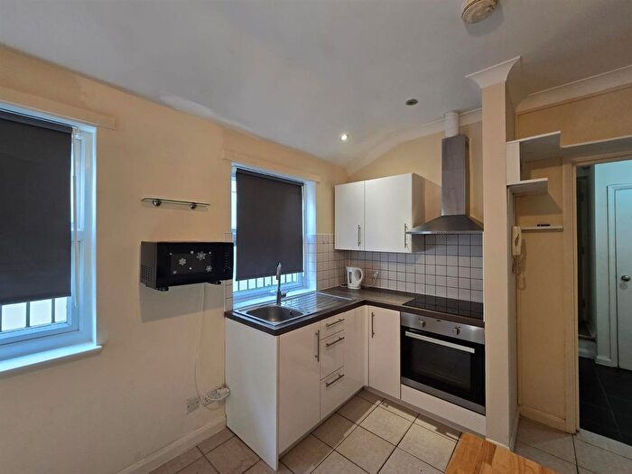 1 Bedroom Flat To Rent In Church Street, London, N9
