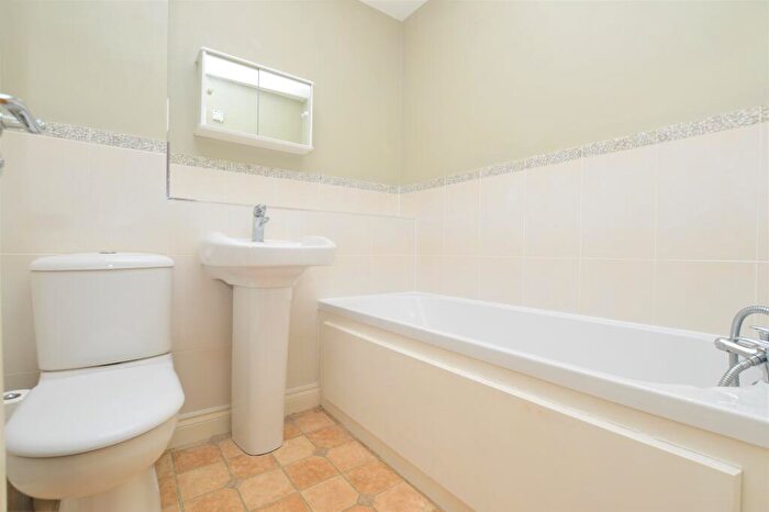 2 Bedroom End Of Terrace House For Sale In St Lawrence Chase, Ramsgate, CT11