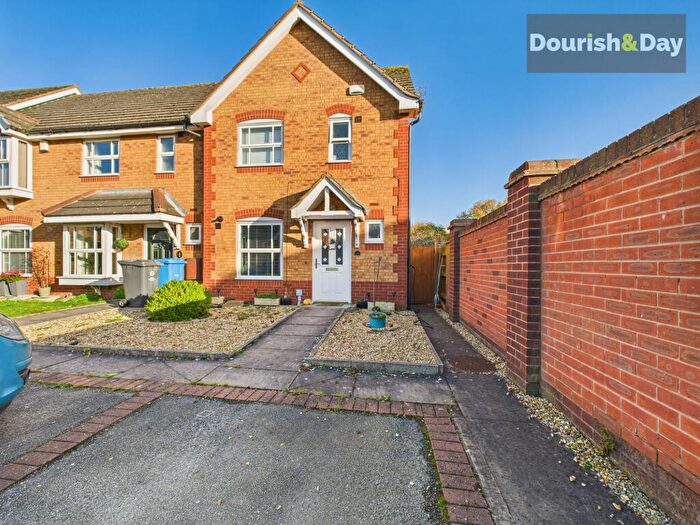 3 Bedroom Terraced House For Sale In Heron Drive, Penkridge, ST19