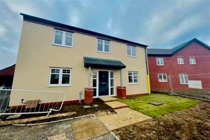 4 Bedroom House To Rent In Ironbridge, Twigworth, GL2