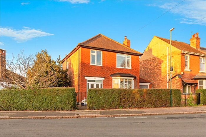 3 Bedroom Detached House For Sale In Lancaster Road, Nottingham, Nottinghamshire, NG3