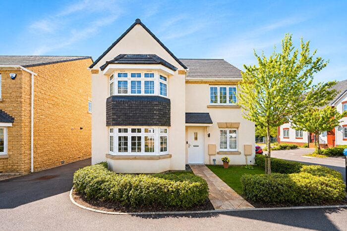 4 Bedroom Detached House For Sale In Cozens Grove, Shrivenham, Swindon, SN6