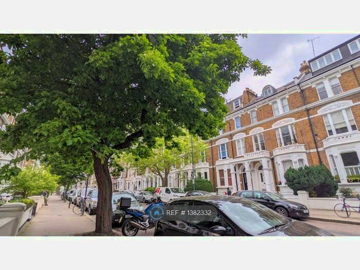 2 Bedroom Flat To Rent In Brook Green, London, W14