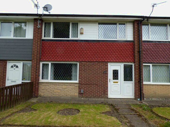 3 Bedroom Mews To Rent In Ridding Close, Stockport, SK2
