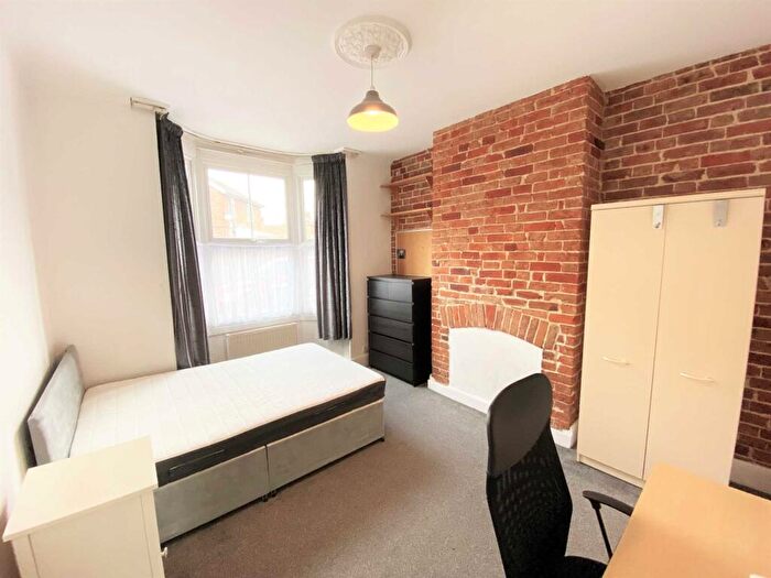 5 Bedroom Semi Detached House To Rent In Beaconsfield Road, Canterbury, CT2