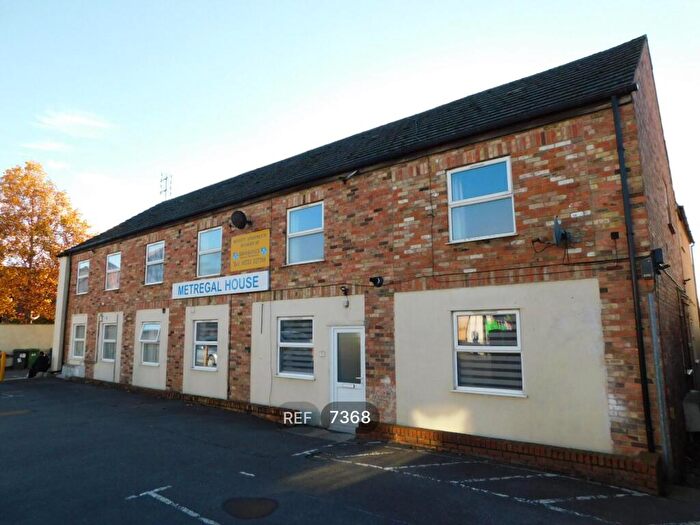 2 Bedroom Flat To Rent In Metregal House, South Street, Peterborough, PE2