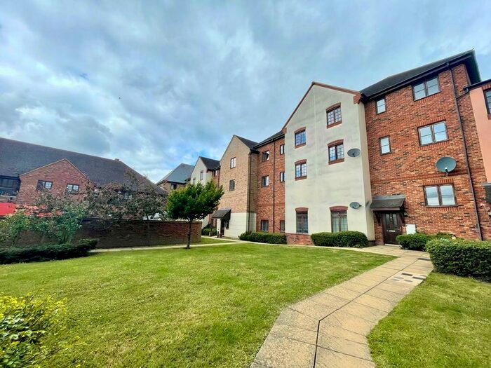 2 Bedroom Apartment To Rent In Maida Vale, Monkston Park, MK10