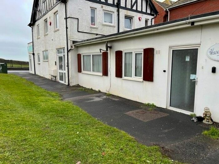 1 Bedroom Flat To Rent In Cavell Avenue, Peacehaven, BN10