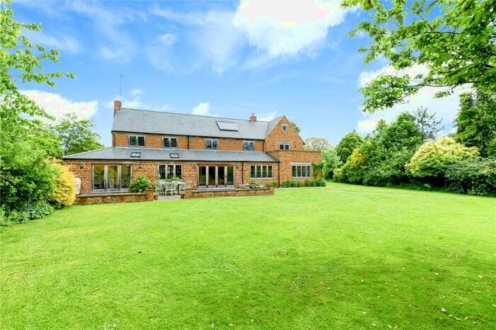 7 Bedroom Detached House For Sale In The Bourne, Hook Norton, Banbury, Oxfordshire, OX15