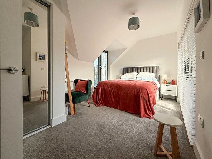 1 Bedroom End Of Terrace House To Rent In High Street, Chesterton, Cambridge, CB4