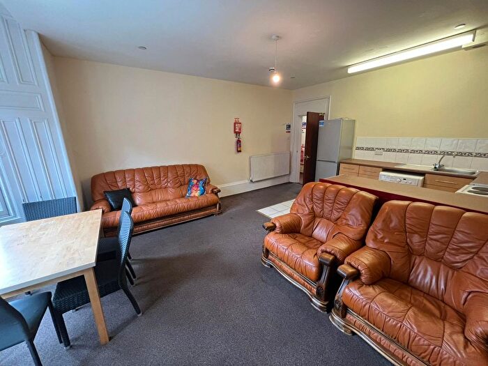 4 Bedroom Flat To Rent In C, Whitehall Street, Dundee, DD1