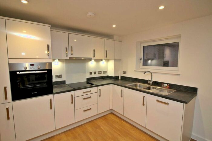1 Bedroom Apartment To Rent In Gambit Avenue, Oakgrove, Milton Keynes, MK10