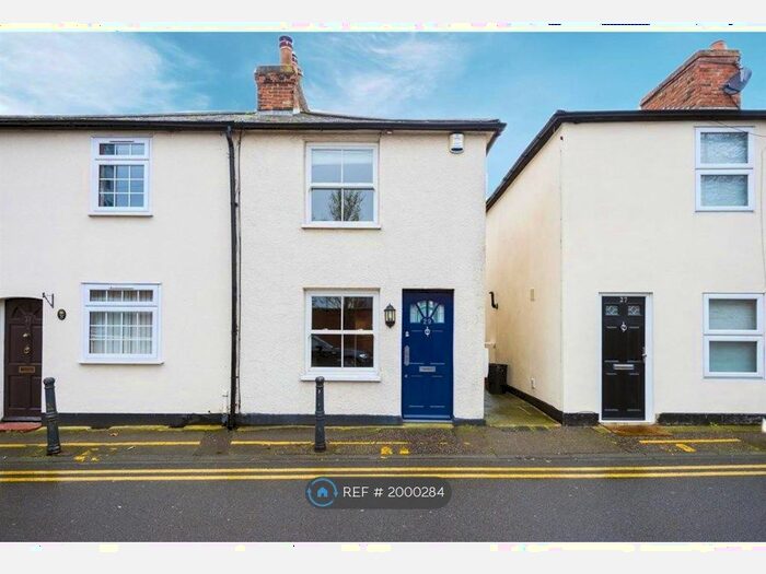 2 Bedroom Semi-Detached House To Rent In South Street, Brentwood, CM14