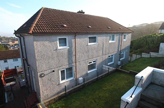 3 Bedroom Semi Detached House For Sale In Pennyfern Road, Greenock, PA16
