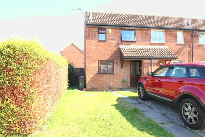 1 Bedroom End Of Terrace House To Rent In Beaumont Road, Longlevens, Gloucester, GL2