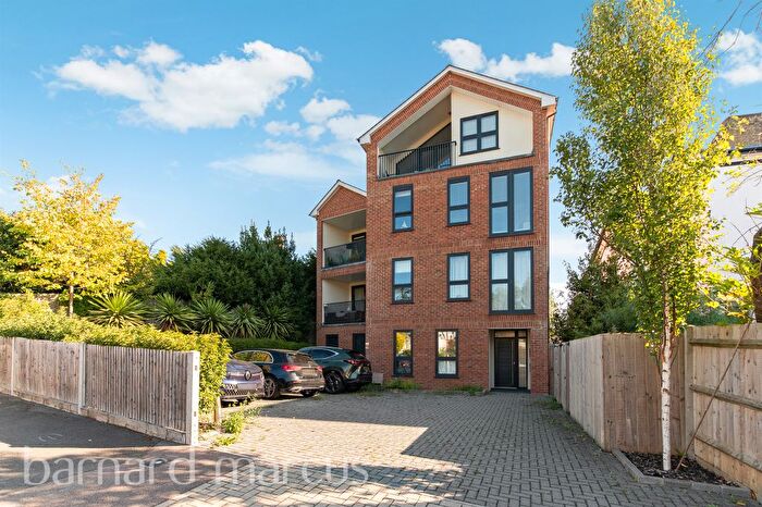 2 Bedroom Flat For Sale In Lawrie Park Crescent, London, SE26