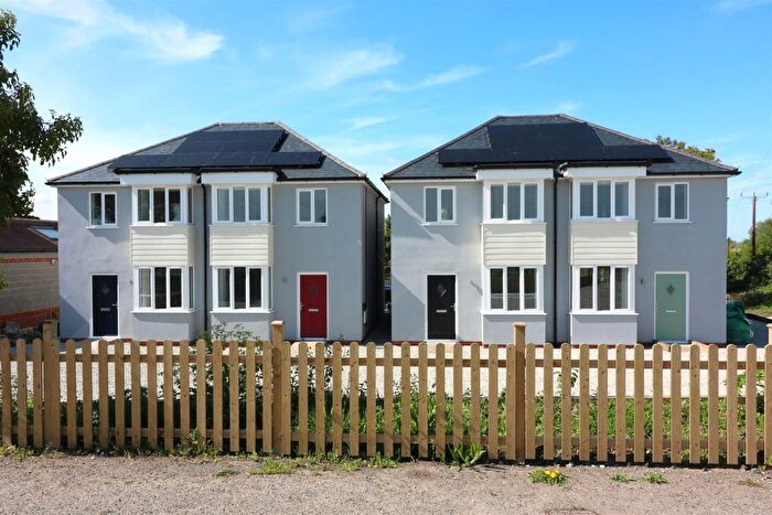 3 Bedroom Semi-Detached House To Rent In Sandwich Road, Woodnesborough, Sandwich, Kent, CT13