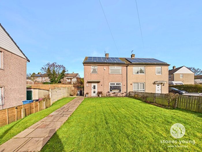 3 Bedroom Semi Detached House For Sale In Kelsall Avenue, Blackburn, BB1