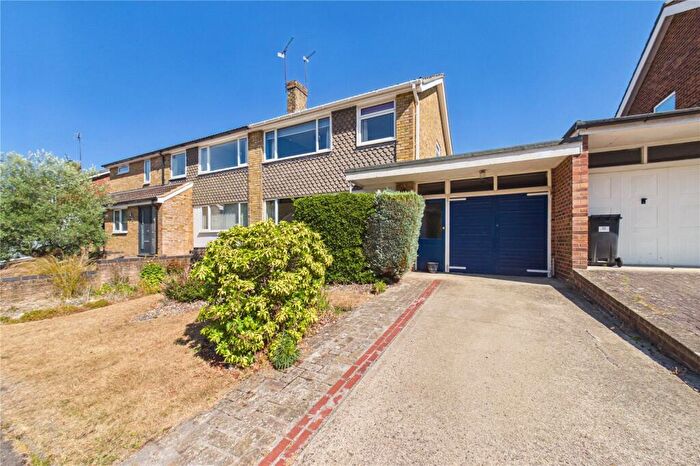 3 Bedroom Semi-Detached House For Sale In The Crescent, Mortimer Common, Reading, Berkshire, RG7