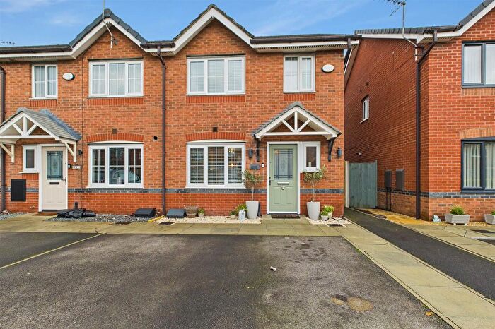 3 Bedroom End Of Terrace House For Sale In Snowberry Crescent, Warrington, WA5