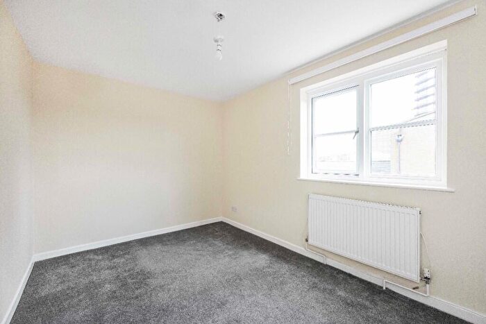 1 Bedroom Flat To Rent In Juniper Crescent, London, NW1