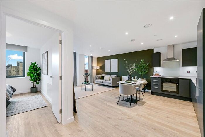 1 Bedroom Apartment To Rent In Gaythorn Street, Salford, M5