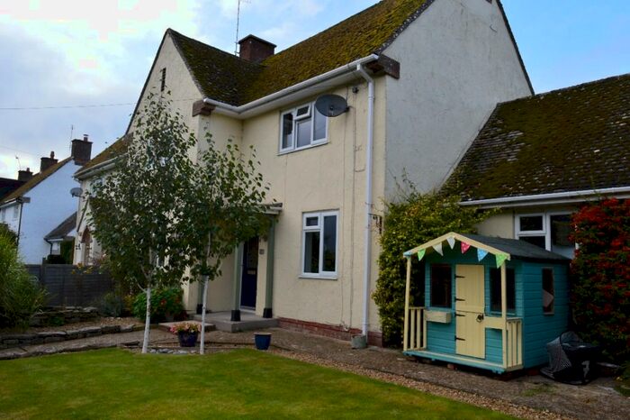 3 Bedroom Semi-Detached House To Rent In St. Martin's Close, Barford Saint Martin, SP3