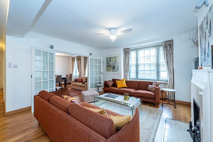 3 Bedroom Flat For Sale In Clarewood Court, Crawford St., London, W1H