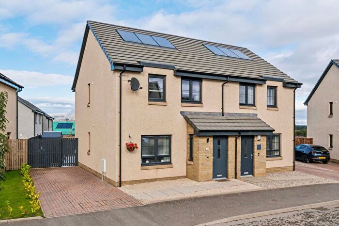 3 Bedroom Semi-Detached House For Sale In Mcaulay Brae, Stirling, FK7