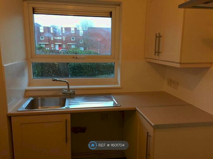 1 Bedroom Flat To Rent In Brookside, Telford, TF3