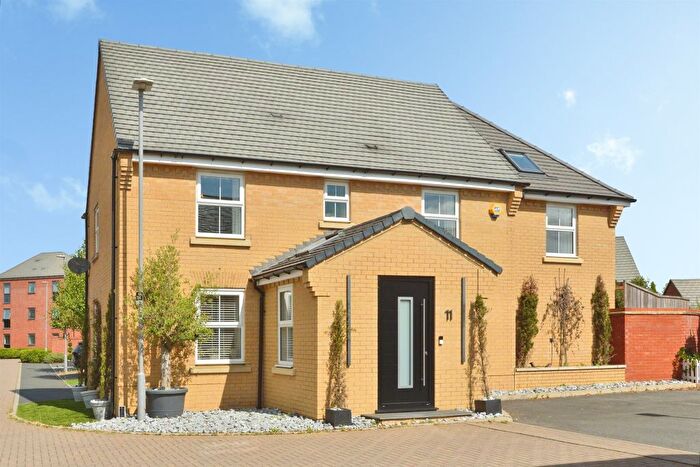 4 Bedroom Detached House For Sale In Courtenay Croft, Eagle Farm South, Milton Keynes, MK17