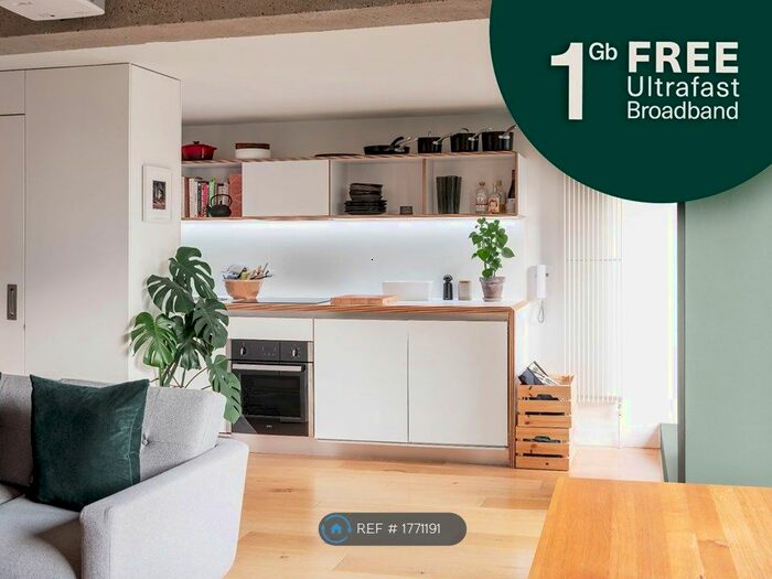 2 Bedroom Flat To Rent In South Street, Sheffield, S2