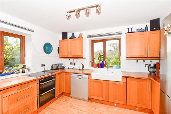 4 Bedroom Terraced House For Sale In Station Road, Plumpton Green, Lewes, East Sussex, BN7