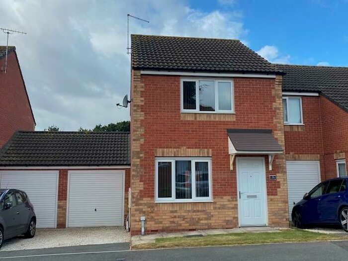 2 Bedroom Semi-Detached House To Rent In Kingsley Court, Worksop, S81